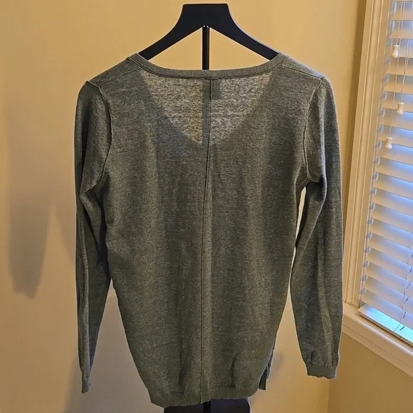 GAP Olive Green Knit Sweater Top - Picture 2 of 3